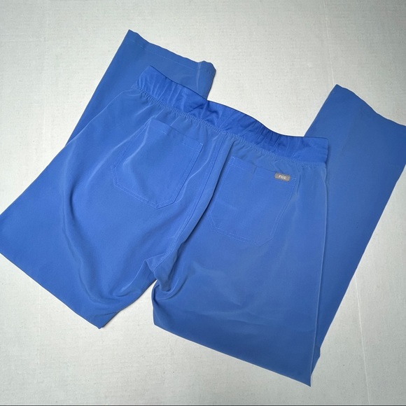 FIGS Blue Scrub Bottoms Technical Collection. Large - Picture 4 of 9